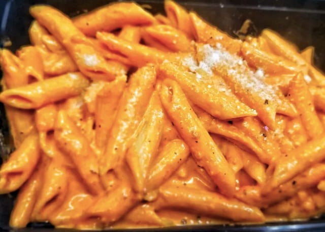 Penne Alla Vodka with Chicken - Lunch Special.
